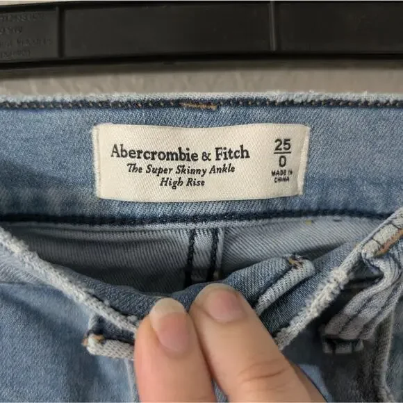 Abercrombie and Fitch The super skinny ankle high rise jean - Picture 2 of 3